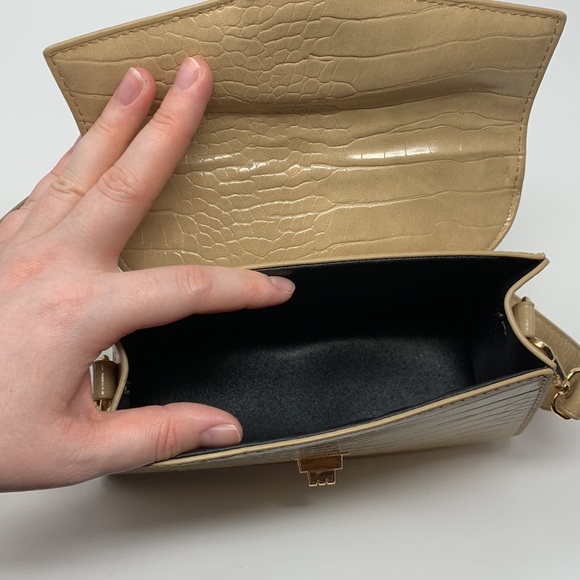 NWOT Shydiva Co. Mini Handbag - Picture 7 of 15